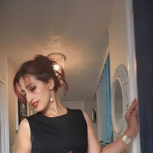 Rosanna profile image